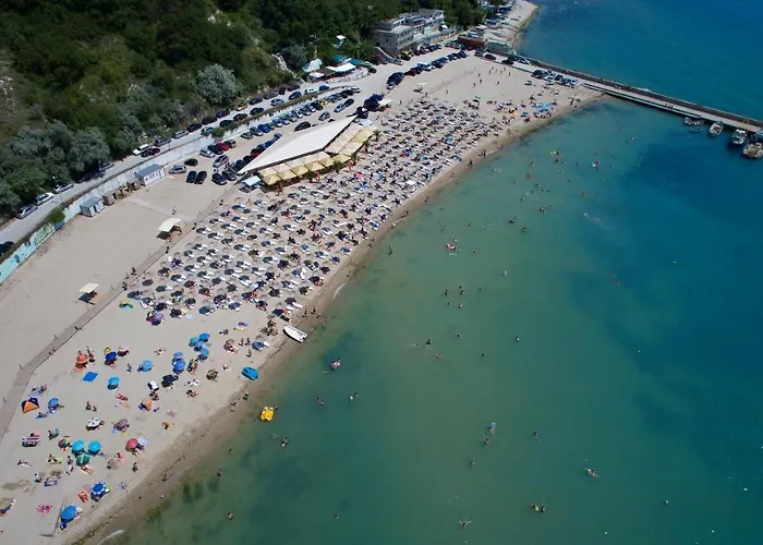 Apart-hotel Royal Cove - Self-catering Kavarna