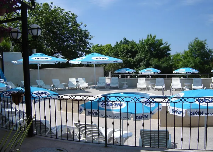 Royal Cove - Self-catering