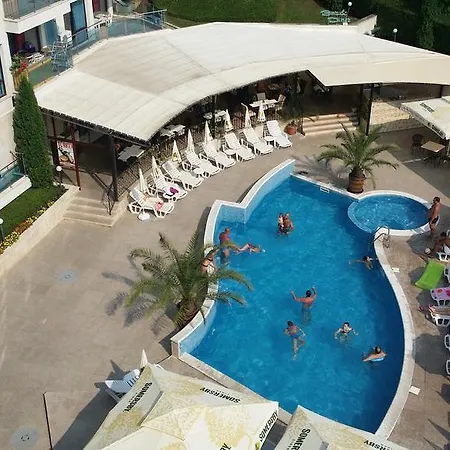 Royal Cove - Self-catering Апартхотел Каварна