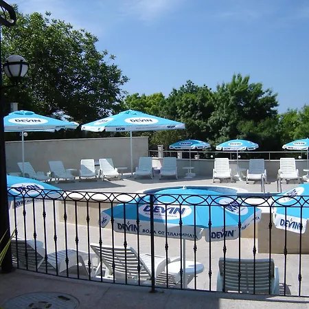 Royal Cove - Self-catering