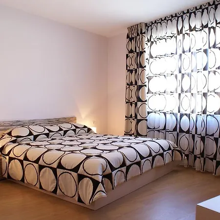 Royal Cove - Self-catering Apartmanhotel