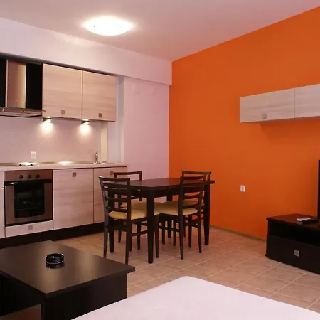 Royal Cove - Self-catering